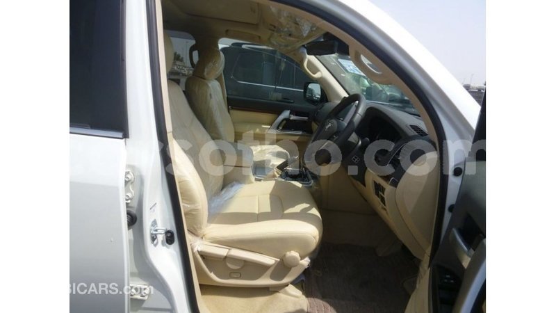 Big with watermark toyota land cruiser maseru import dubai 16798