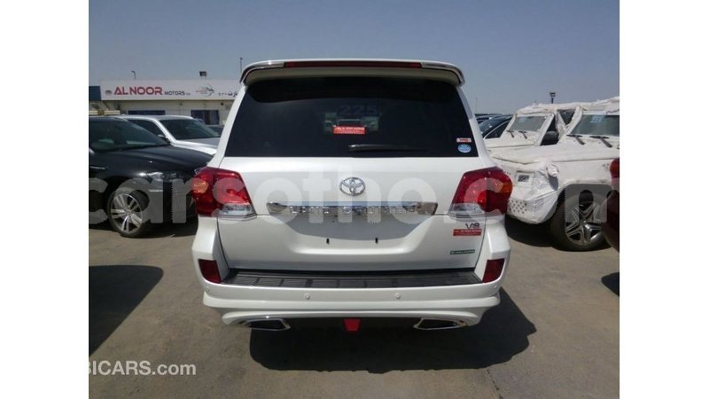 Big with watermark toyota land cruiser maseru import dubai 16799