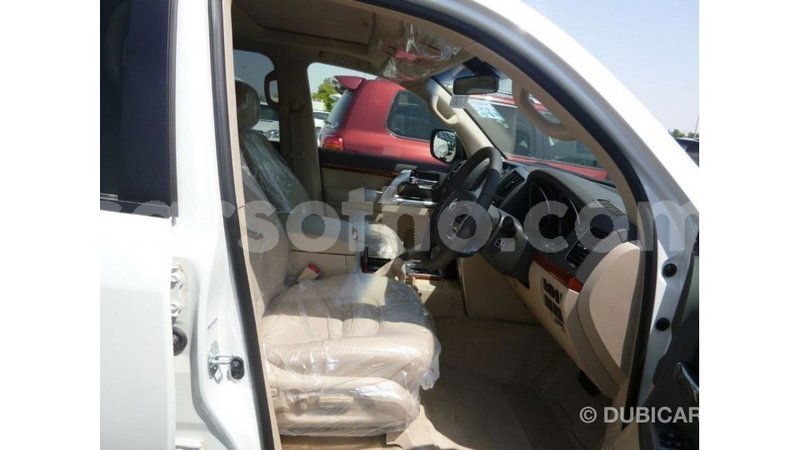 Big with watermark toyota land cruiser maseru import dubai 16799