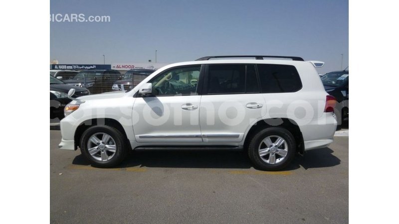 Big with watermark toyota land cruiser maseru import dubai 16799