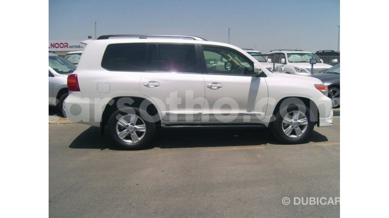 Big with watermark toyota land cruiser maseru import dubai 16800