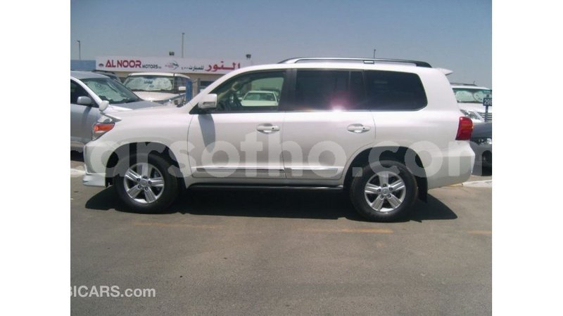 Big with watermark toyota land cruiser maseru import dubai 16800