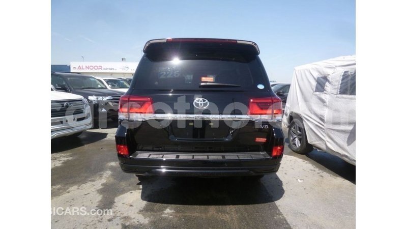 Big with watermark toyota land cruiser maseru import dubai 16804