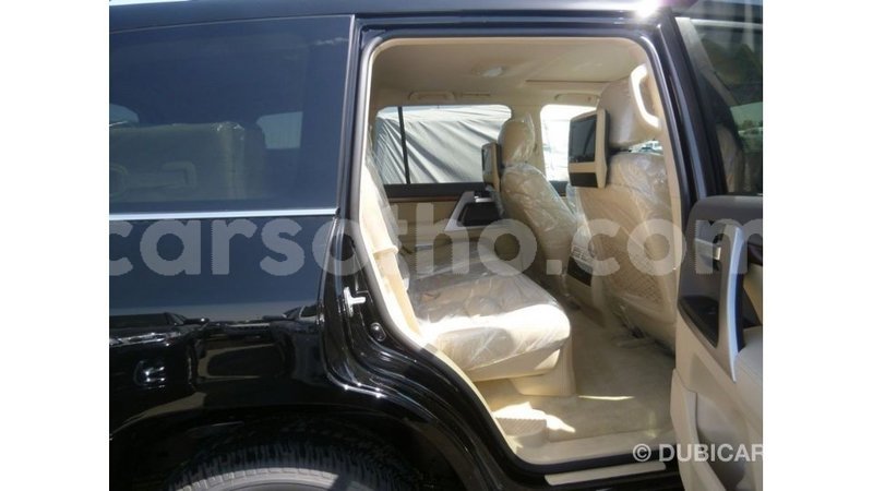 Big with watermark toyota land cruiser maseru import dubai 16804