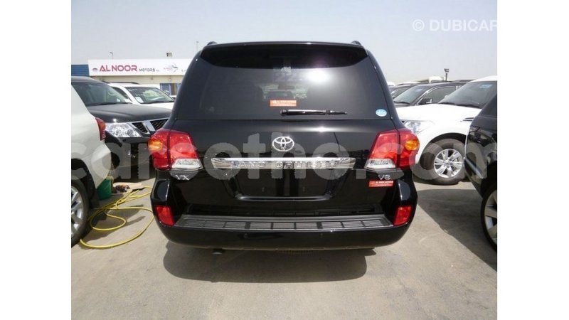 Big with watermark toyota land cruiser maseru import dubai 16805