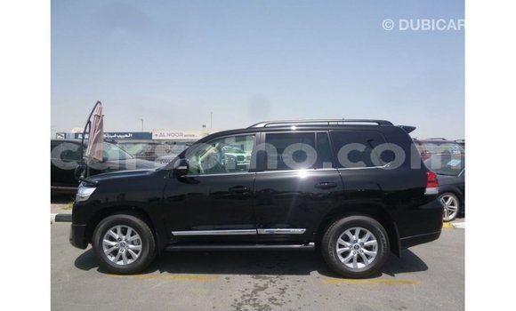 Acheter Import Voiture Toyota Land Cruiser Noir à Import - Dubai, Maseru Acheter Import Voiture Toyota Land Cruiser Noir à Import - Dubai, Maseru