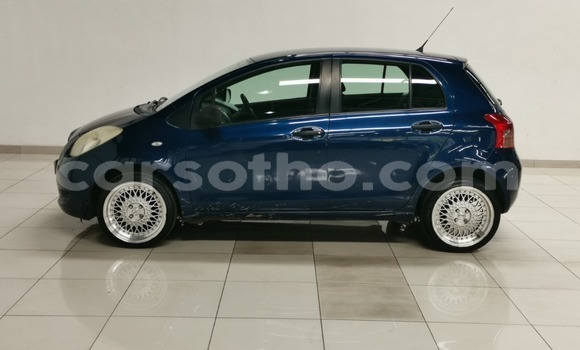 Acheter Occasion Voiture Toyota Yaris Bleu à Thaba–Tseka, Mafeteng Acheter Occasion Voiture Toyota Yaris Bleu à Thaba–Tseka, Mafeteng