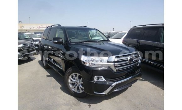 Sayi Imported Toyota Land Cruiser Black Mota in Import - Dubai a Maseru Sayi Imported Toyota Land Cruiser Black Mota in Import - Dubai a Maseru