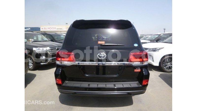 Big with watermark toyota land cruiser maseru import dubai 16813