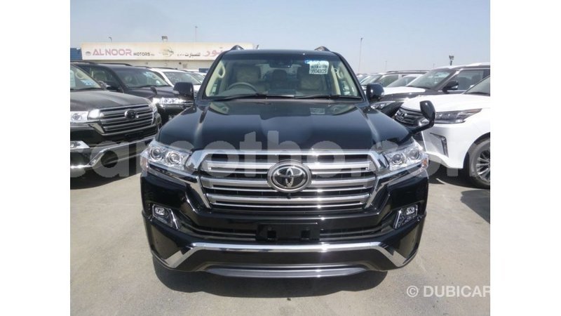 Big with watermark toyota land cruiser maseru import dubai 16813