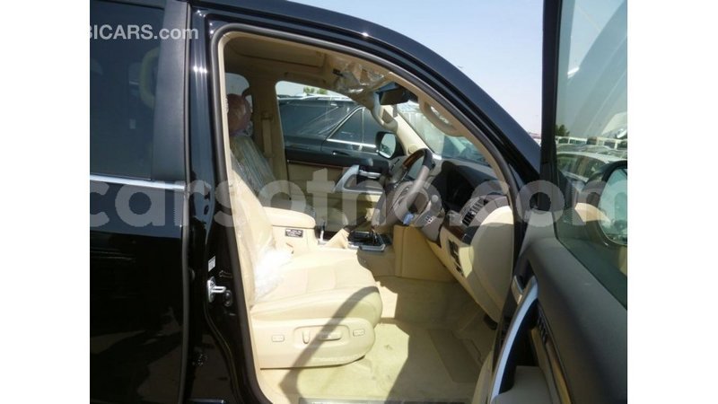 Big with watermark toyota land cruiser maseru import dubai 16815