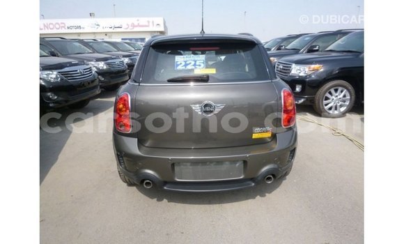Sayi Imported Mini Cooper Brown Mota in Import - Dubai a Maseru Sayi Imported Mini Cooper Brown Mota in Import - Dubai a Maseru