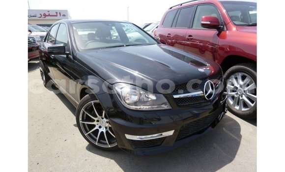 Sayi Imported Mercedes-Benz 200 Black Mota in Import - Dubai a Maseru Sayi Imported Mercedes-Benz 200 Black Mota in Import - Dubai a Maseru