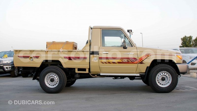 Big with watermark toyota land cruiser maseru import dubai 16820
