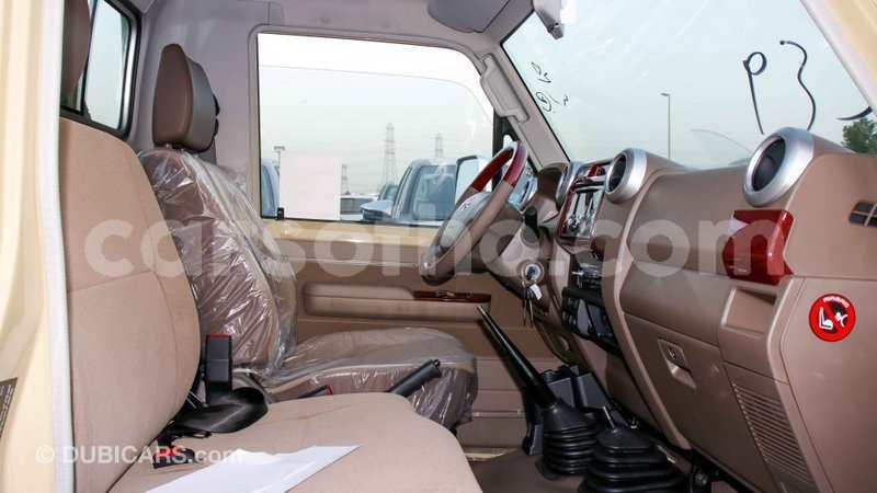 Big with watermark toyota land cruiser maseru import dubai 16820