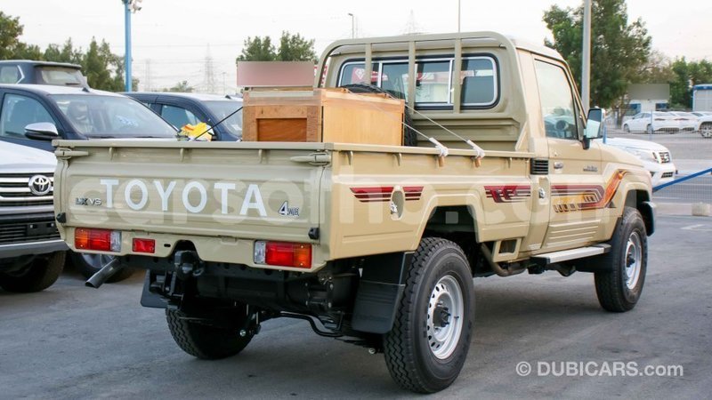 Big with watermark toyota land cruiser maseru import dubai 16820