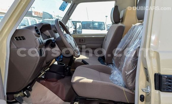 Sayi Imported Toyota Land Cruiser Beige Mota in Import - Dubai a Maseru Sayi Imported Toyota Land Cruiser Beige Mota in Import - Dubai a Maseru