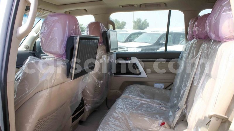 Big with watermark toyota land cruiser maseru import dubai 16840