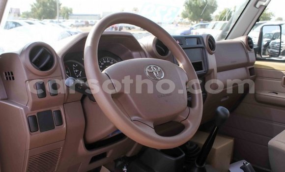 اشتري Imported Toyota Land Cruiser Beige سيارة في Import - Dubai في Maseru اشتري Imported Toyota Land Cruiser Beige سيارة في Import - Dubai في Maseru