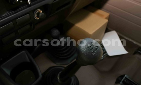 اشتري Imported Toyota Land Cruiser Beige سيارة في Import - Dubai في Maseru اشتري Imported Toyota Land Cruiser Beige سيارة في Import - Dubai في Maseru