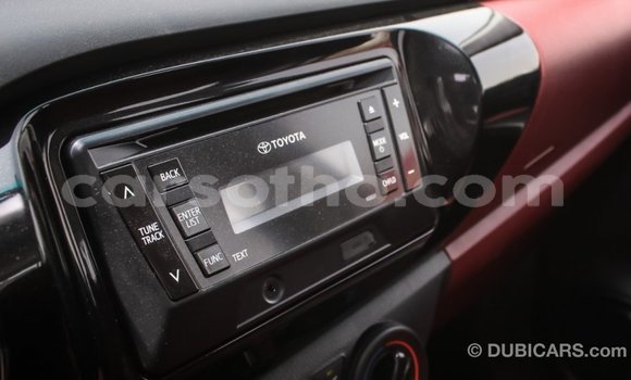 اشتري Imported Toyota Hilux White سيارة في Import - Dubai في Maseru اشتري Imported Toyota Hilux White سيارة في Import - Dubai في Maseru