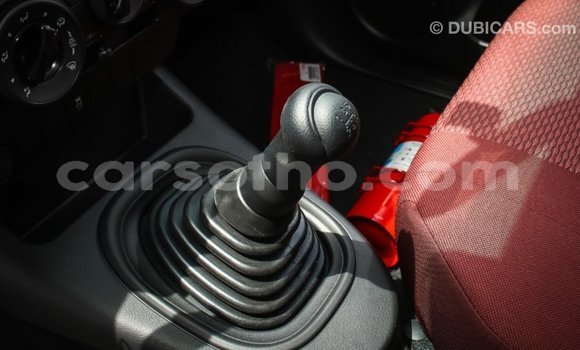 اشتري Imported Toyota Hilux White سيارة في Import - Dubai في Maseru اشتري Imported Toyota Hilux White سيارة في Import - Dubai في Maseru