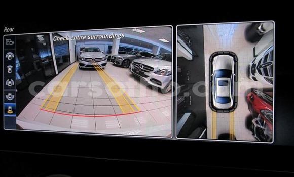 Sayi Na hannu Mercedes-Benz E–Class White Mota in Roma a Maseru Sayi Na hannu Mercedes-Benz E–Class White Mota in Roma a Maseru