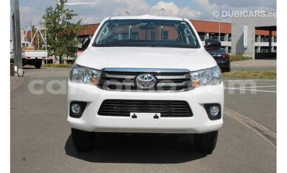 Acheter Import Voiture Toyota Hilux Blanc à Import - Dubai, Maseru Acheter Import Voiture Toyota Hilux Blanc à Import - Dubai, Maseru