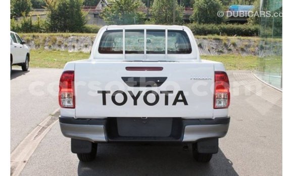 Acheter Import Voiture Toyota Hilux Blanc à Import - Dubai, Maseru Acheter Import Voiture Toyota Hilux Blanc à Import - Dubai, Maseru