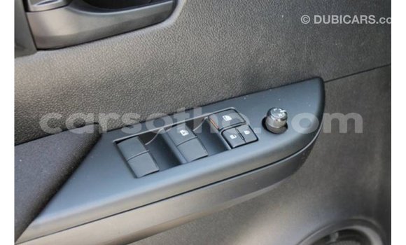 Acheter Import Voiture Toyota Hilux Blanc à Import - Dubai, Maseru Acheter Import Voiture Toyota Hilux Blanc à Import - Dubai, Maseru
