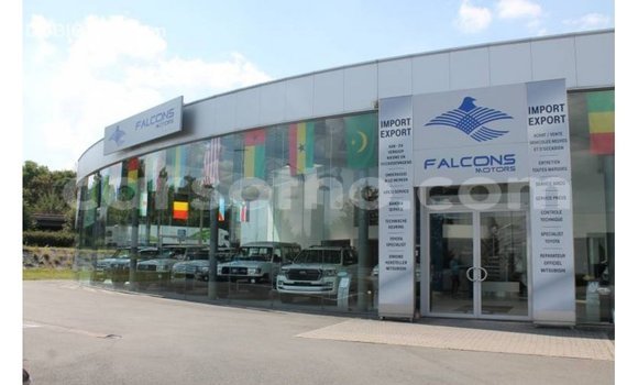 Acheter Import Voiture Toyota Hilux Blanc à Import - Dubai, Maseru Acheter Import Voiture Toyota Hilux Blanc à Import - Dubai, Maseru