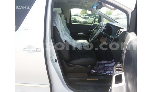 اشتري Imported Toyota Vellfire White سيارة في Import - Dubai في Maseru اشتري Imported Toyota Vellfire White سيارة في Import - Dubai في Maseru