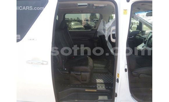 اشتري Imported Toyota Vellfire White سيارة في Import - Dubai في Maseru اشتري Imported Toyota Vellfire White سيارة في Import - Dubai في Maseru