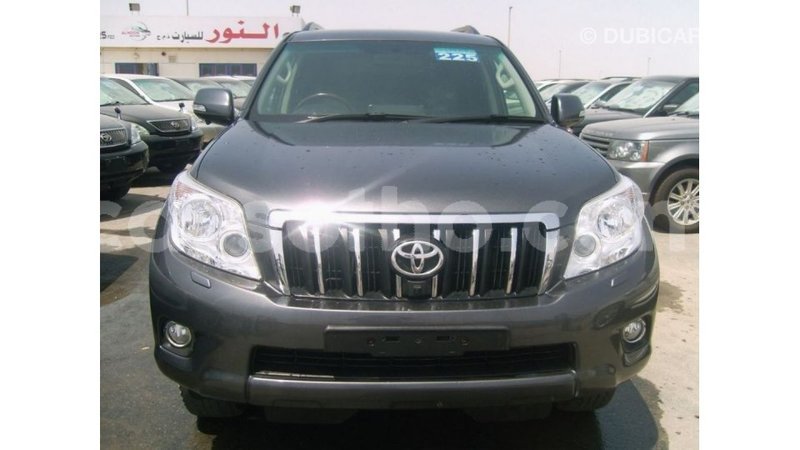 Big with watermark toyota prado maseru import dubai 16859