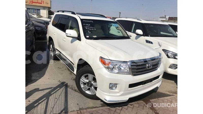 Big with watermark toyota land cruiser maseru import dubai 16867