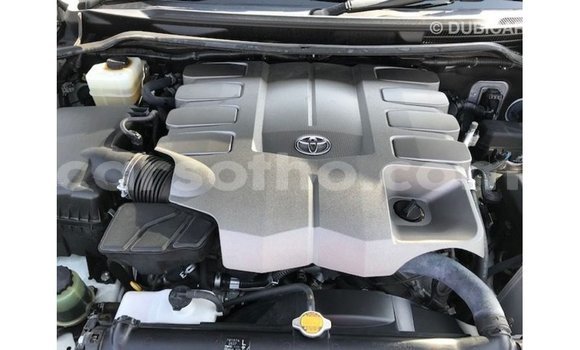 Buy Import Toyota Land Cruiser White Car in Import - Dubai in Maseru Buy Import Toyota Land Cruiser White Car in Import - Dubai in Maseru