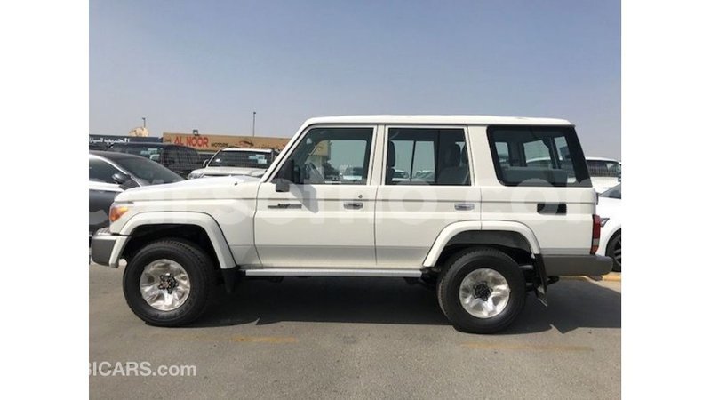 Big with watermark toyota land cruiser maseru import dubai 16868