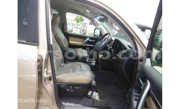 Buy Import Toyota Land Cruiser Other Car in Import - Dubai in Maseru Buy Import Toyota Land Cruiser Other Car in Import - Dubai in Maseru