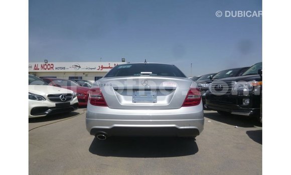 اشتري Imported Mercedes-Benz 200 Other سيارة في Import - Dubai في Maseru اشتري Imported Mercedes-Benz 200 Other سيارة في Import - Dubai في Maseru