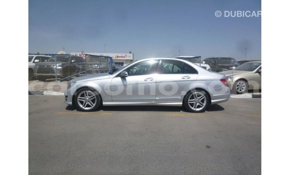 اشتري Imported Mercedes-Benz 200 Other سيارة في Import - Dubai في Maseru اشتري Imported Mercedes-Benz 200 Other سيارة في Import - Dubai في Maseru