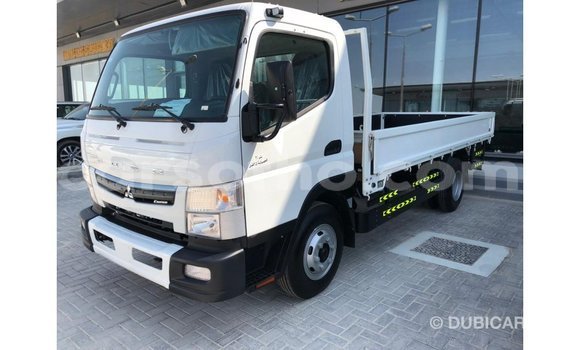 اشتري Imported Mitsubishi Carisma White سيارة في Import - Dubai في Maseru اشتري Imported Mitsubishi Carisma White سيارة في Import - Dubai في Maseru