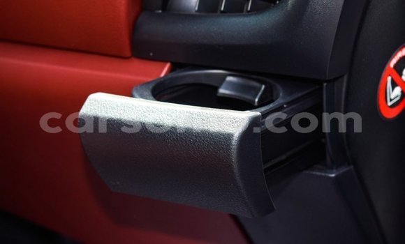 اشتري Imported Toyota Hilux White سيارة في Import - Dubai في Maseru اشتري Imported Toyota Hilux White سيارة في Import - Dubai في Maseru