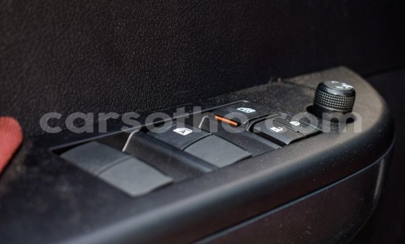 اشتري Imported Toyota Hilux White سيارة في Import - Dubai في Maseru اشتري Imported Toyota Hilux White سيارة في Import - Dubai في Maseru