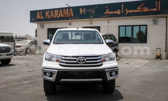 اشتري Imported Toyota Hilux White سيارة في Import - Dubai في Maseru اشتري Imported Toyota Hilux White سيارة في Import - Dubai في Maseru