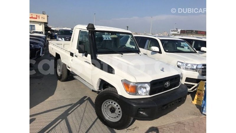 Big with watermark toyota land cruiser maseru import dubai 16885