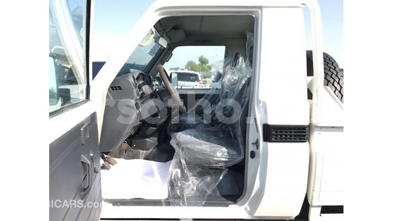 Big with watermark toyota land cruiser maseru import dubai 16885