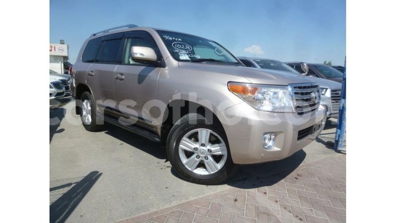 Big with watermark toyota land cruiser maseru import dubai 16888