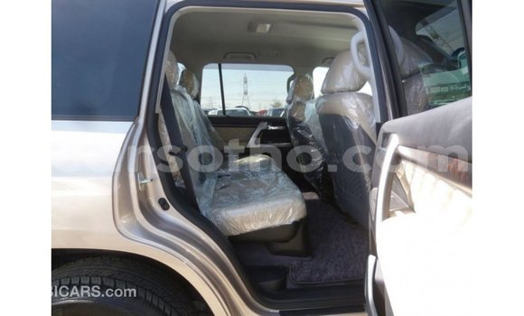 اشتري Imported Toyota Land Cruiser Other سيارة في Import - Dubai في Maseru اشتري Imported Toyota Land Cruiser Other سيارة في Import - Dubai في Maseru
