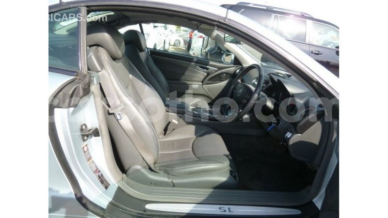 Big with watermark mercedes benz 190 maseru import dubai 16889