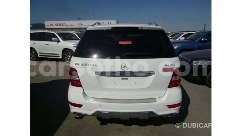 Big with watermark mercedes benz 190 maseru import dubai 16890